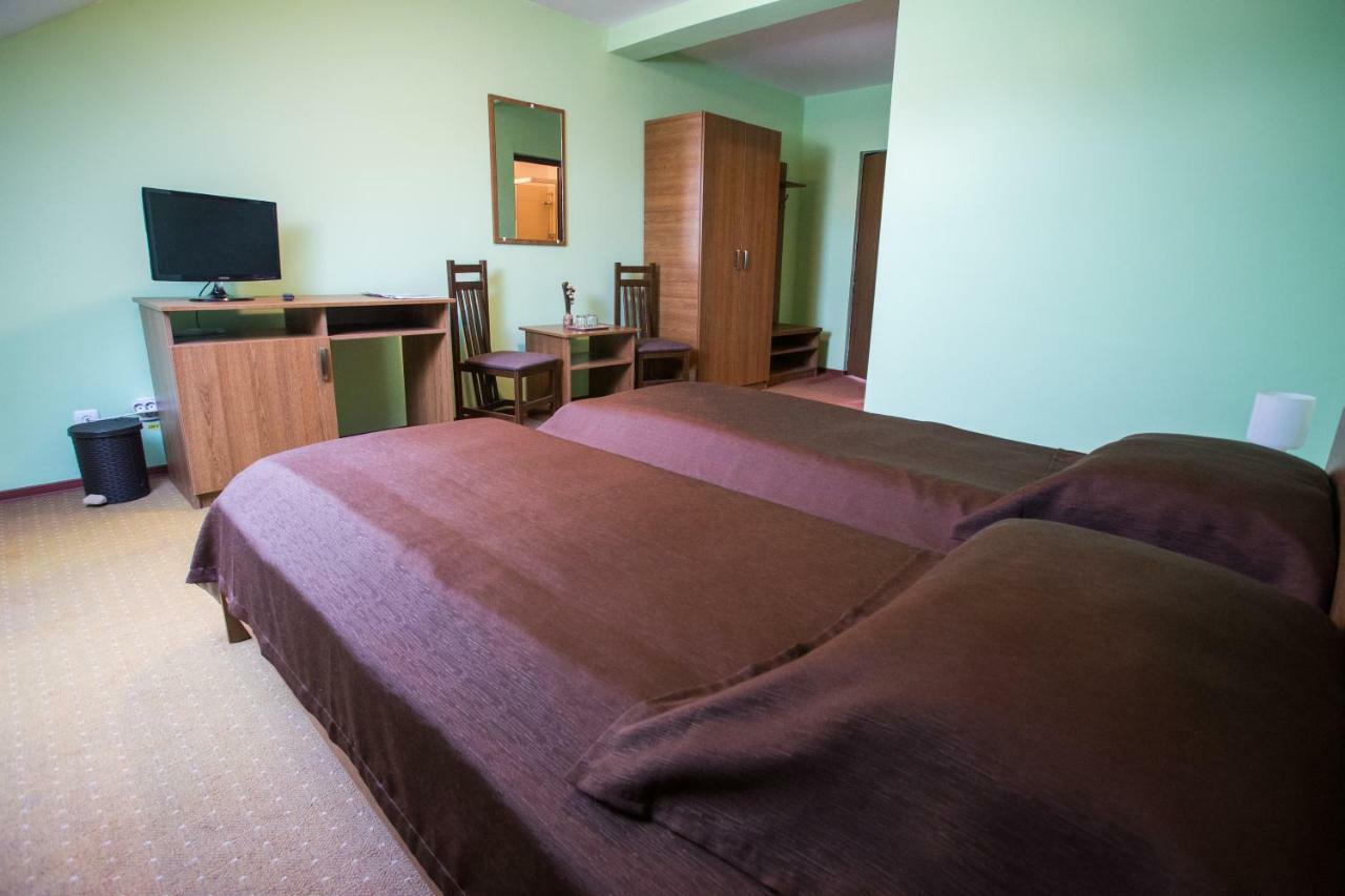 Camere De Inchiriat Hatuica Εξωτερικό φωτογραφία